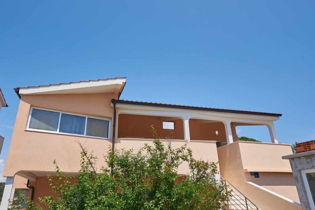 Apartments Lumi Rogoznica  Exterior photo